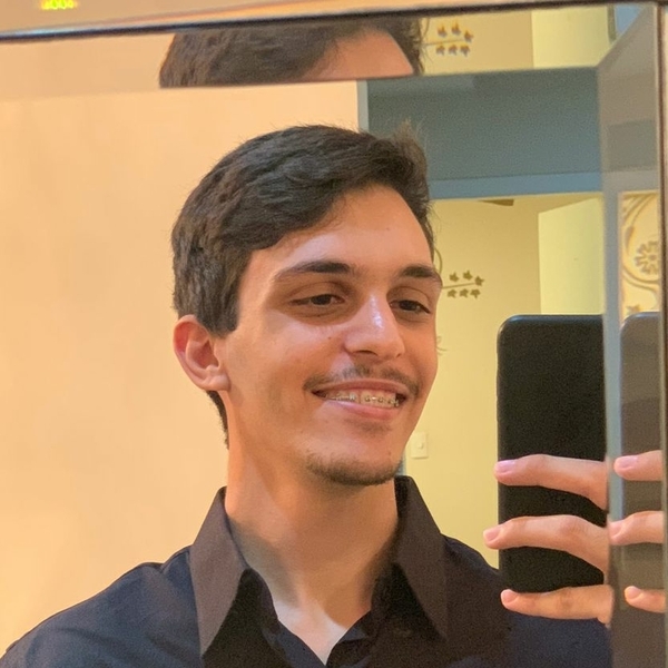 Matheus - Professor de física - Divinópolis