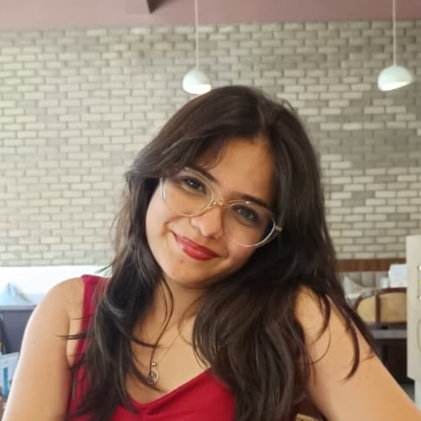 Niomi - English tutor - Ahmedabad