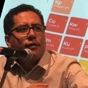 Israel - profesor de ciencias sociales - Cholula