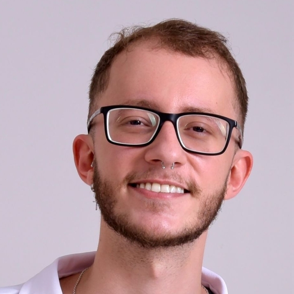Carlos - Prof de farmacologia - 