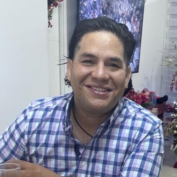 Julio - Profe de anglais américain - Santiago