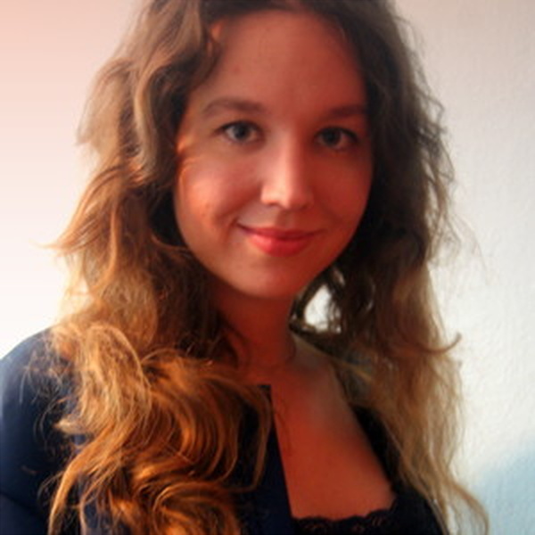 Maya - French tutor - Greater London