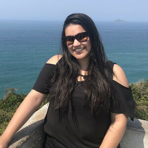 Fernanda - Professor de contabilidade - Campos dos Goytacazes