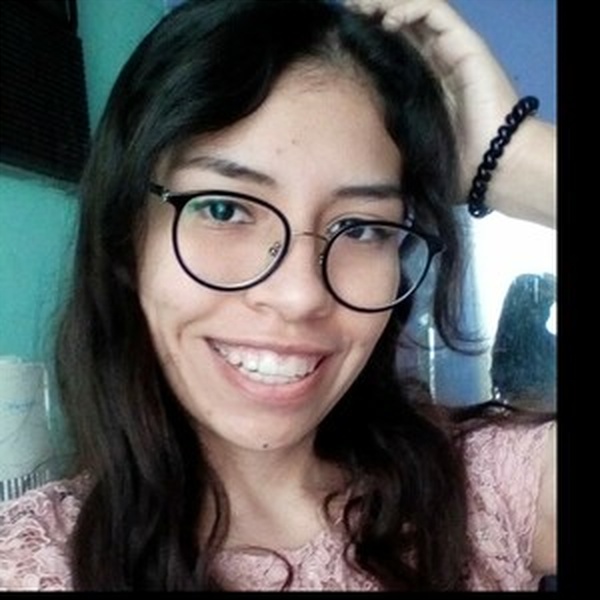 Edith - Profesor de matemática - Monterrey