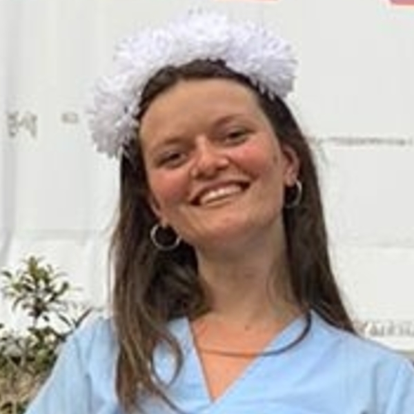 Camila - profesor de anatomía - Buenos Aires