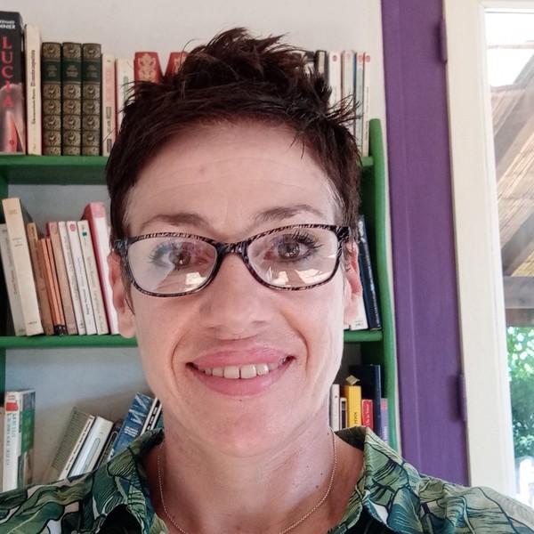 Lydie - Prof d'histoire - Biarrotte