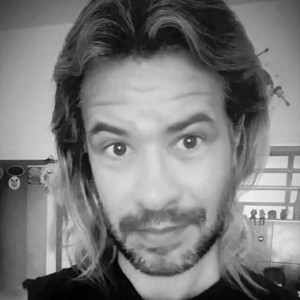 Claudio - Prof de canto - São Paulo