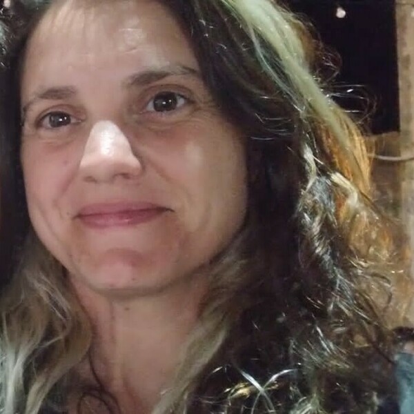 Antonela - Profe de jardinería - Rosario