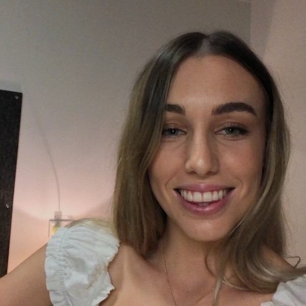 Lucy - Biology tutor - Paraparaumu