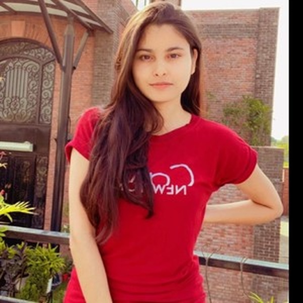 Deepika - History tutor - Adaoli