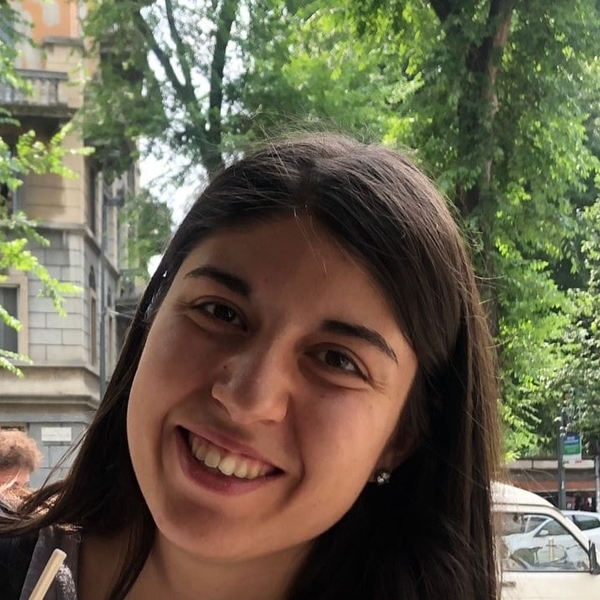 Elena - Insegnante di ripetizioni - Milano