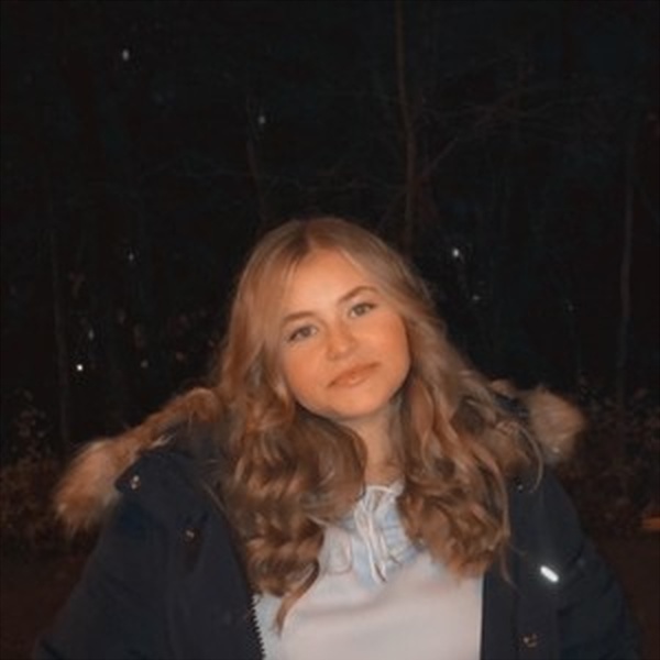 Ariana - Deutschlehrerin - Germersheim