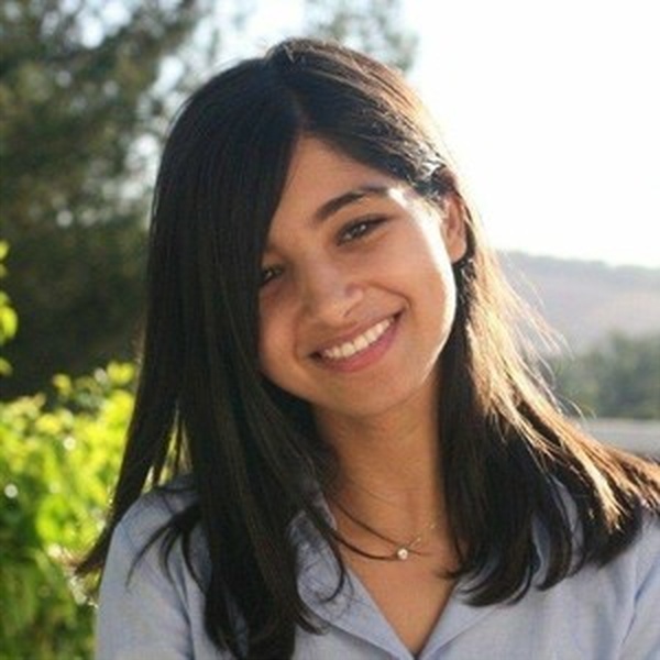 Amira - Prof de Français Scolaire - Troyes