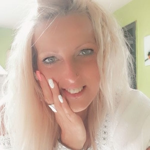 Laetitia - Prof de langue des signes - Herstal