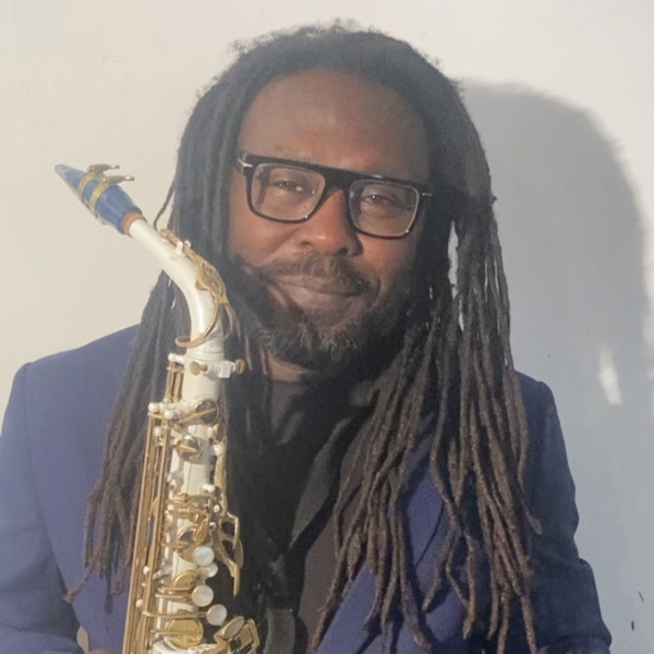 Manu - Prof de saxophone - Montreuil