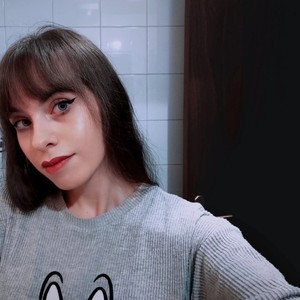 Laura - Profesor de matemática - Madrid