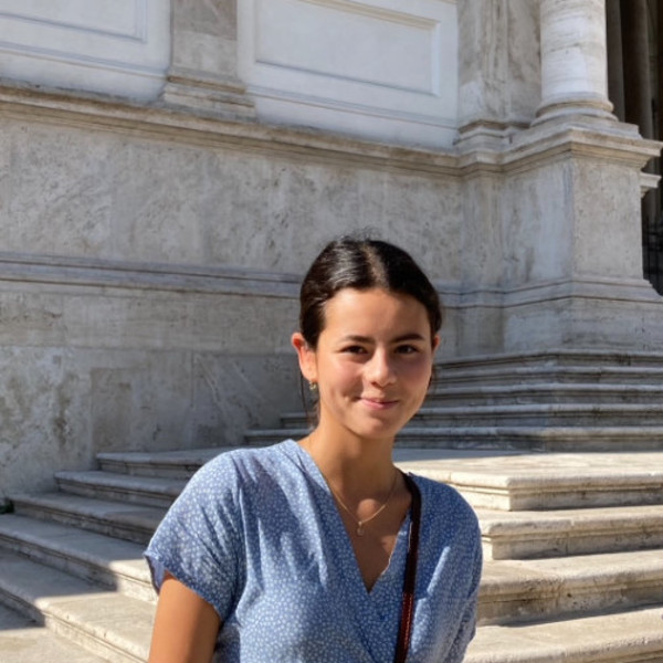 Pauline - Prof de couture - Paris 16e