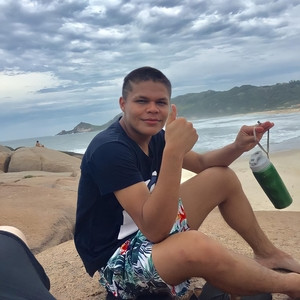 Adriano - Prof de explicações - Otacílio Costa