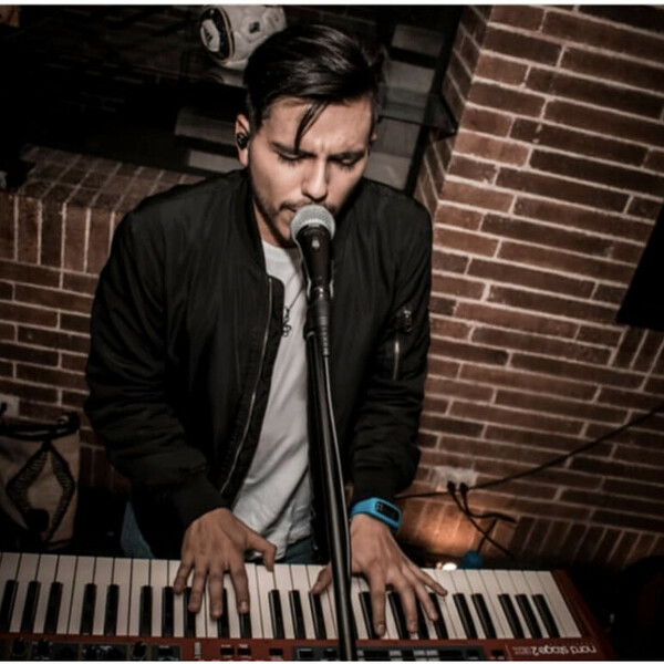 David - Piano tutor - 