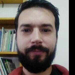 Genaro - Profesor de filosofía - Santiago