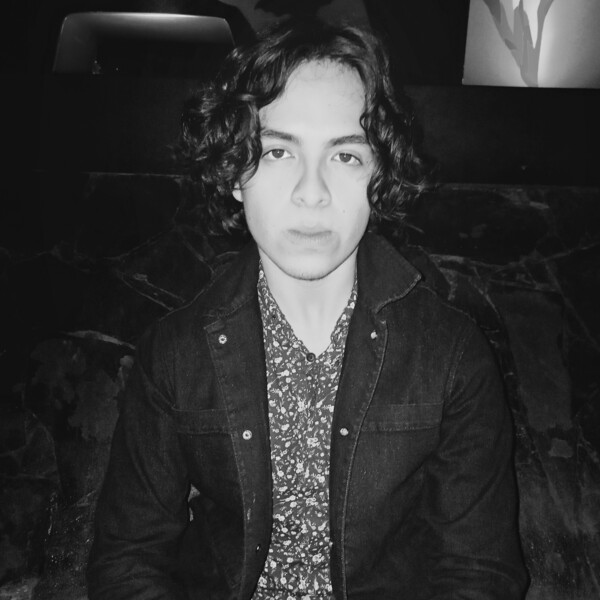 Ariel Isai - profesor de piano - Tehuacán