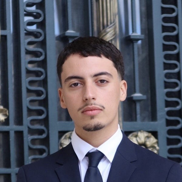 Oukacha - Prof d'aide aux devoirs - Nantes