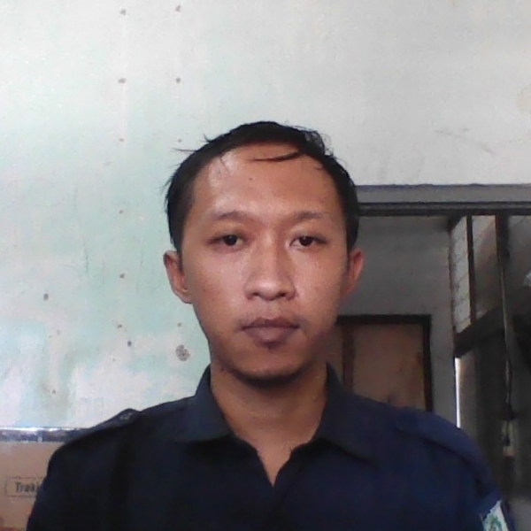 Yoga - Guru ilmu komputer dasar - Bondowoso