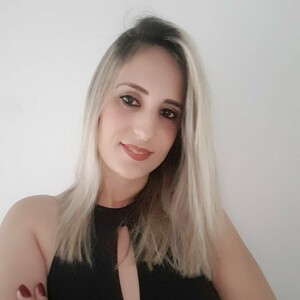 Angelica - Prof de explicações - Maringá