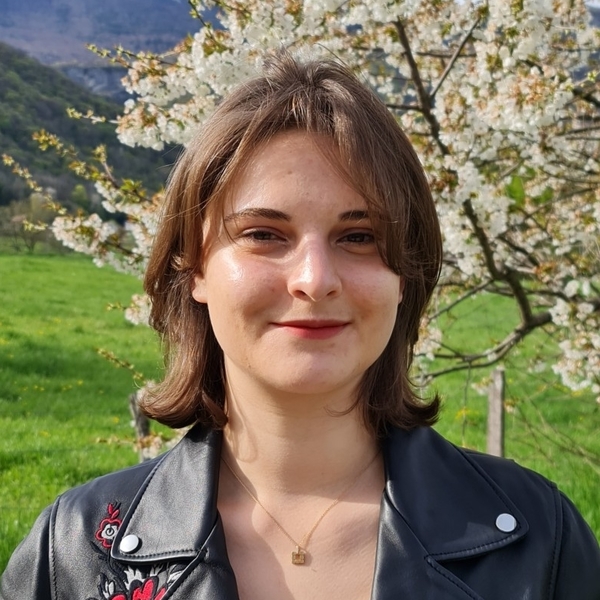 Danaé - Prof d'anglais - Roanne