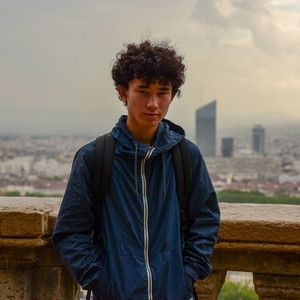 Jean-Li - Prof de physique - chimie - Avrillé