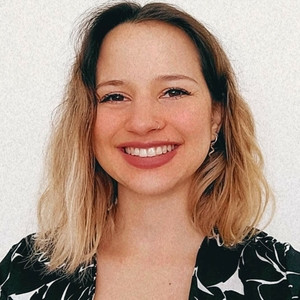 Agustina - profesor de biología - San Luis