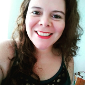 Lucila - Prof de inglês - Vinhedo