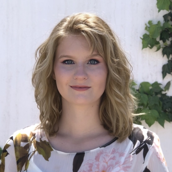 Sierra - English tutor - Newburgh