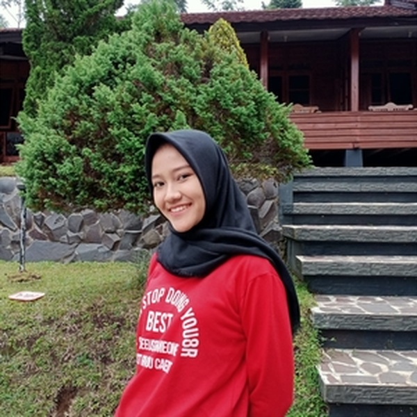 Wilda - Guru bahasa inggris - Bandung