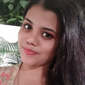 Nidhi - Biology teacher - Mumbai