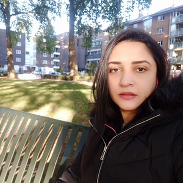 Maliha - ESOL teacher - Greater London