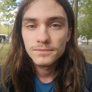 Lucas - Prof de solfège - Coësmes