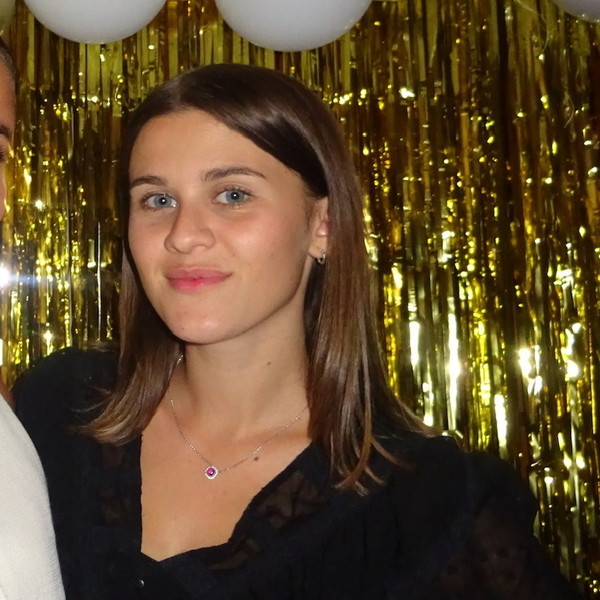 Lola - Prof de maths - Saint-Cloud