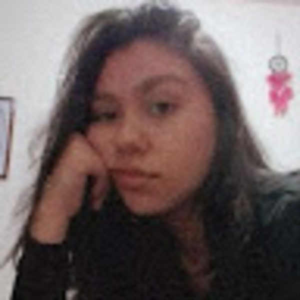 Samantha - Profesor de física - Morelia