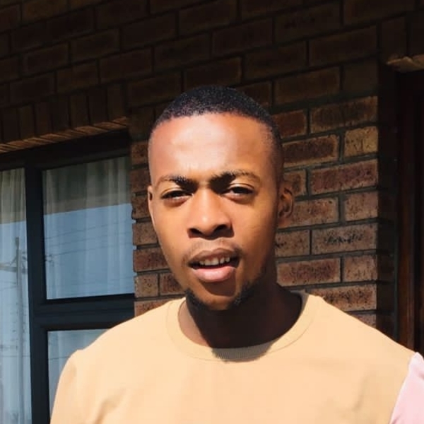 Sivu - English tutor - Port Elizabeth
