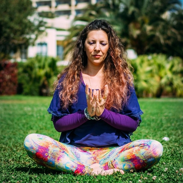 Emilie - Prof yoga - Santa Cruz