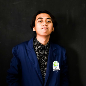 Refi - Guru video editing - Bandung