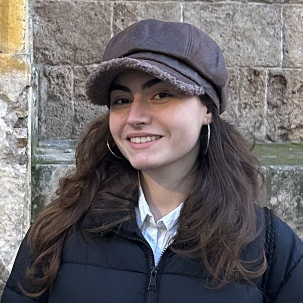 Axelle - Prof de français - Pau