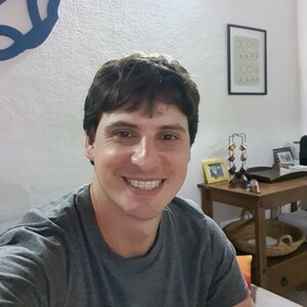 Martin - Professor de espanhol - Armação dos Búzios