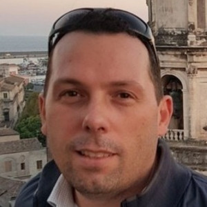 Carlo - Insegnante di informatica - Aci Catena