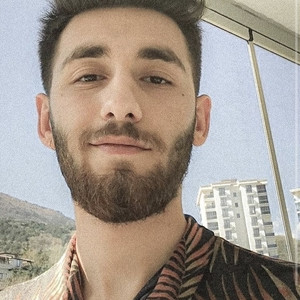 Umut Alp - İngilizce öğretmeni - 