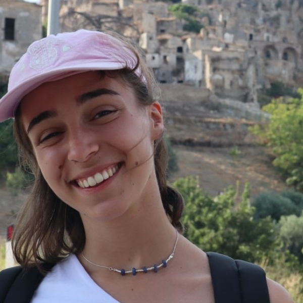 Ilaria - Insegnante di ripetizioni - Funo