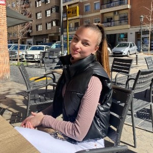 Marine - Profesor de francés - Valencia