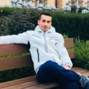 Sezer - İngilizce öğretmeni - Meydan
