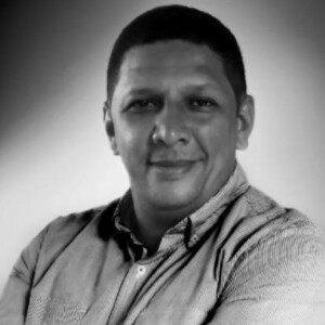 Aristides - profesor de Photoshop - Cali